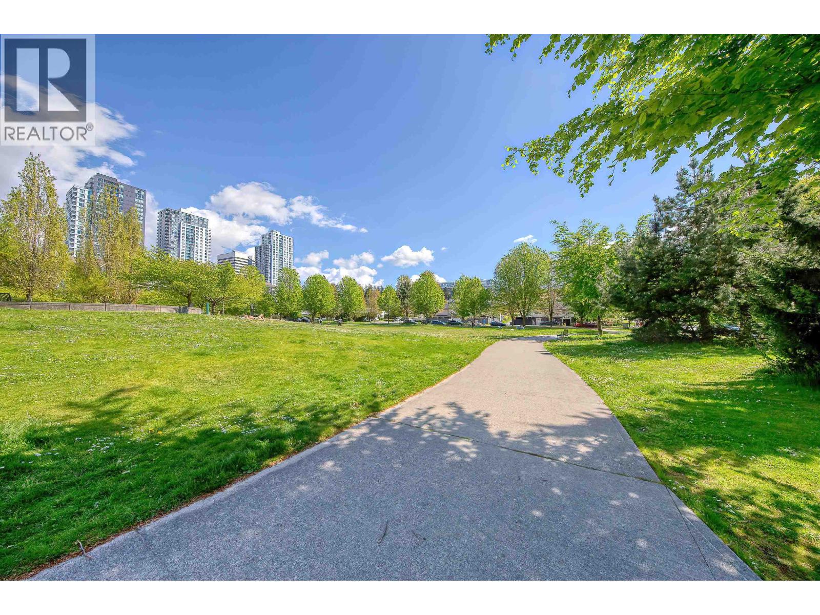 2009 5380 Oben Street, Vancouver, British Columbia  V5R 6H7 - Photo 3 - R3155022