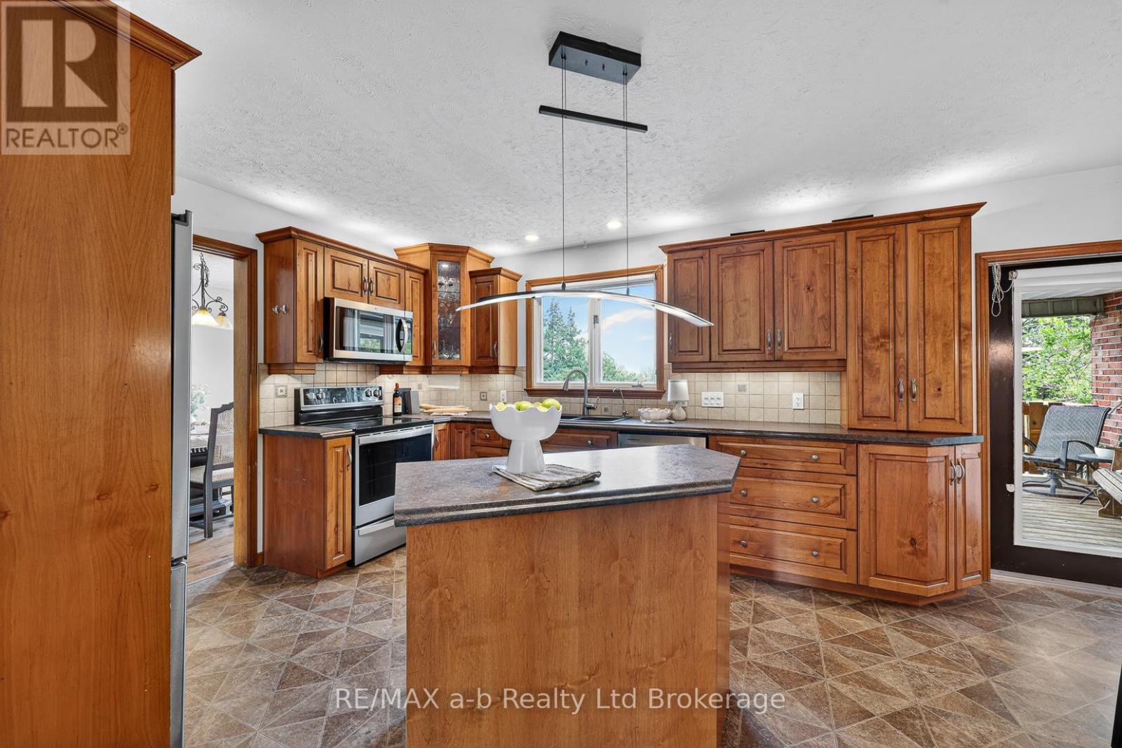 403745 Union Road, Ingersoll, Ontario N5C 3J7 - Photo 14 - X13676618