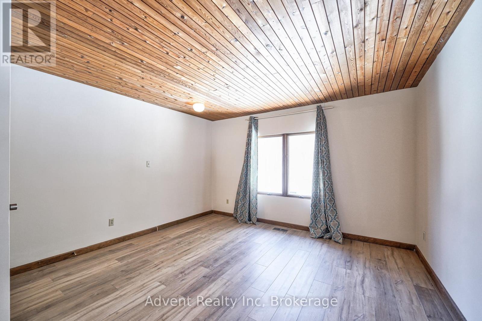 74 Don River Boulevard, Toronto, Ontario  M2N 2M9 - Photo 21 - C13676208