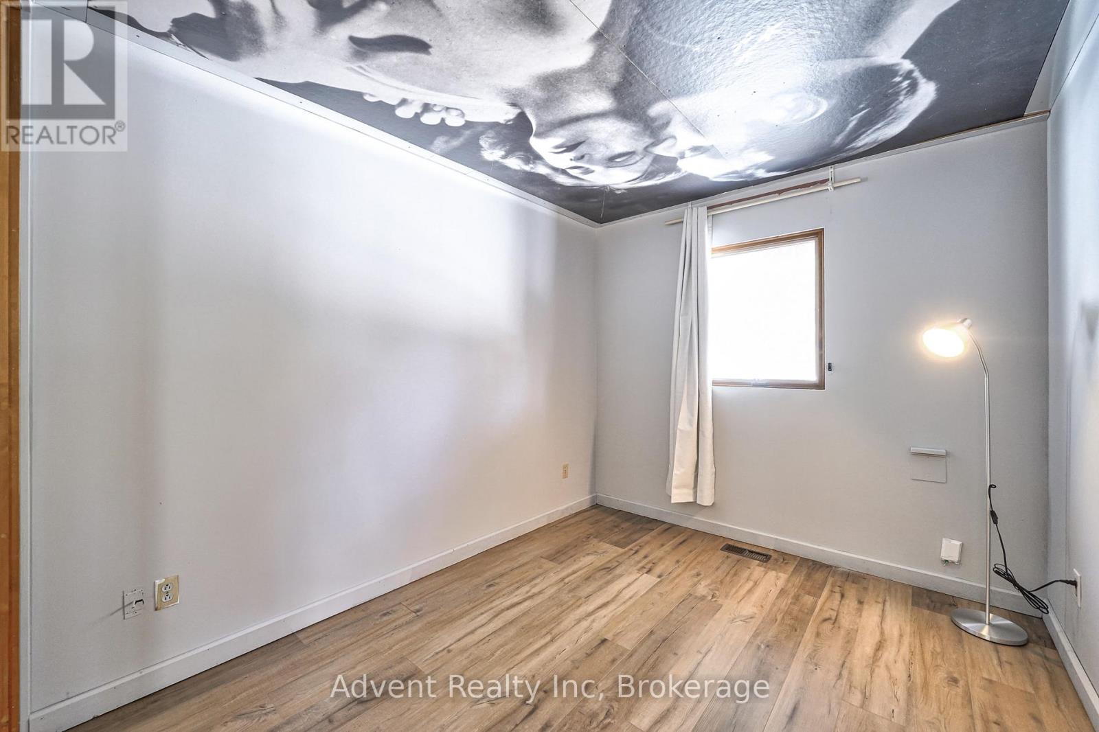 74 Don River Boulevard, Toronto, Ontario  M2N 2M9 - Photo 24 - C13676208