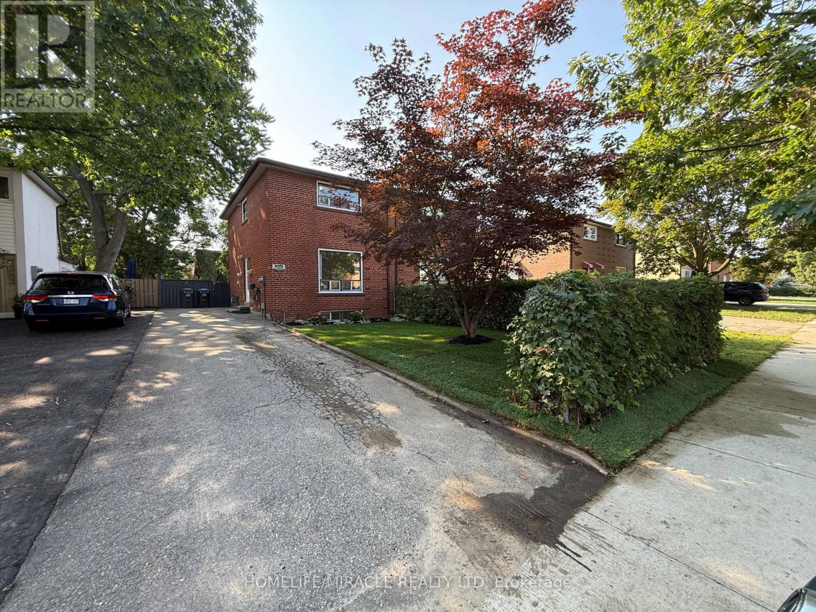 2464 BROOKHURST ROAD, Mississauga, Ontario