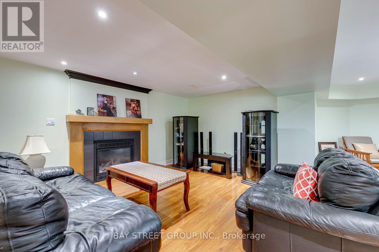 4177 Millcroft Park Drive, Burlington, Ontario  L7M 3V2 - Photo 40 - W13675796