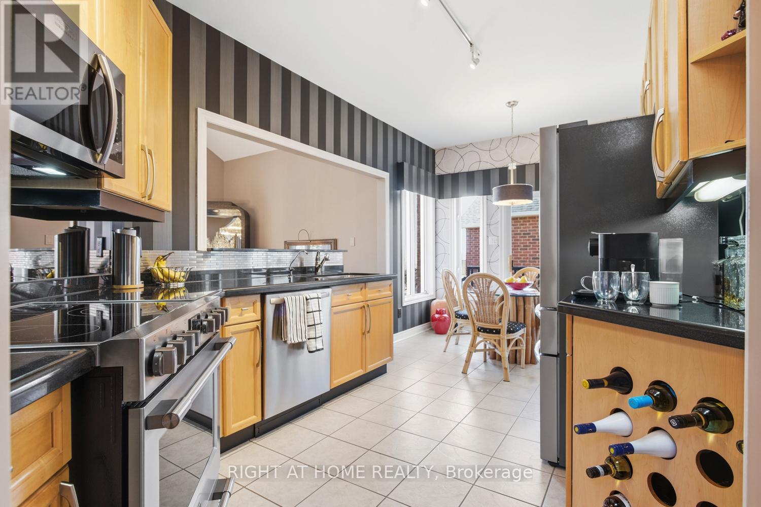 303 Waterbury Crescent, Scugog, Ontario  L9L 1S5 - Photo 9 - E12935132