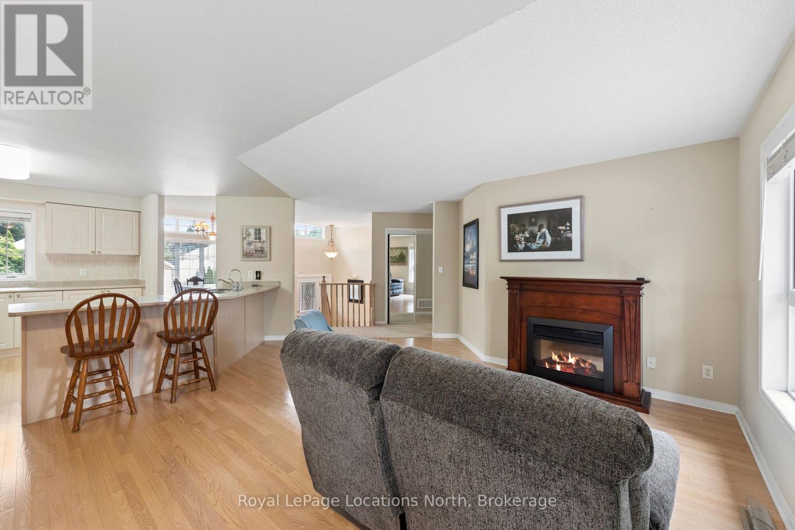 4 Trailwood Place, Wasaga Beach, Ontario  L9Z 1M6 - Photo 15 - S13676682