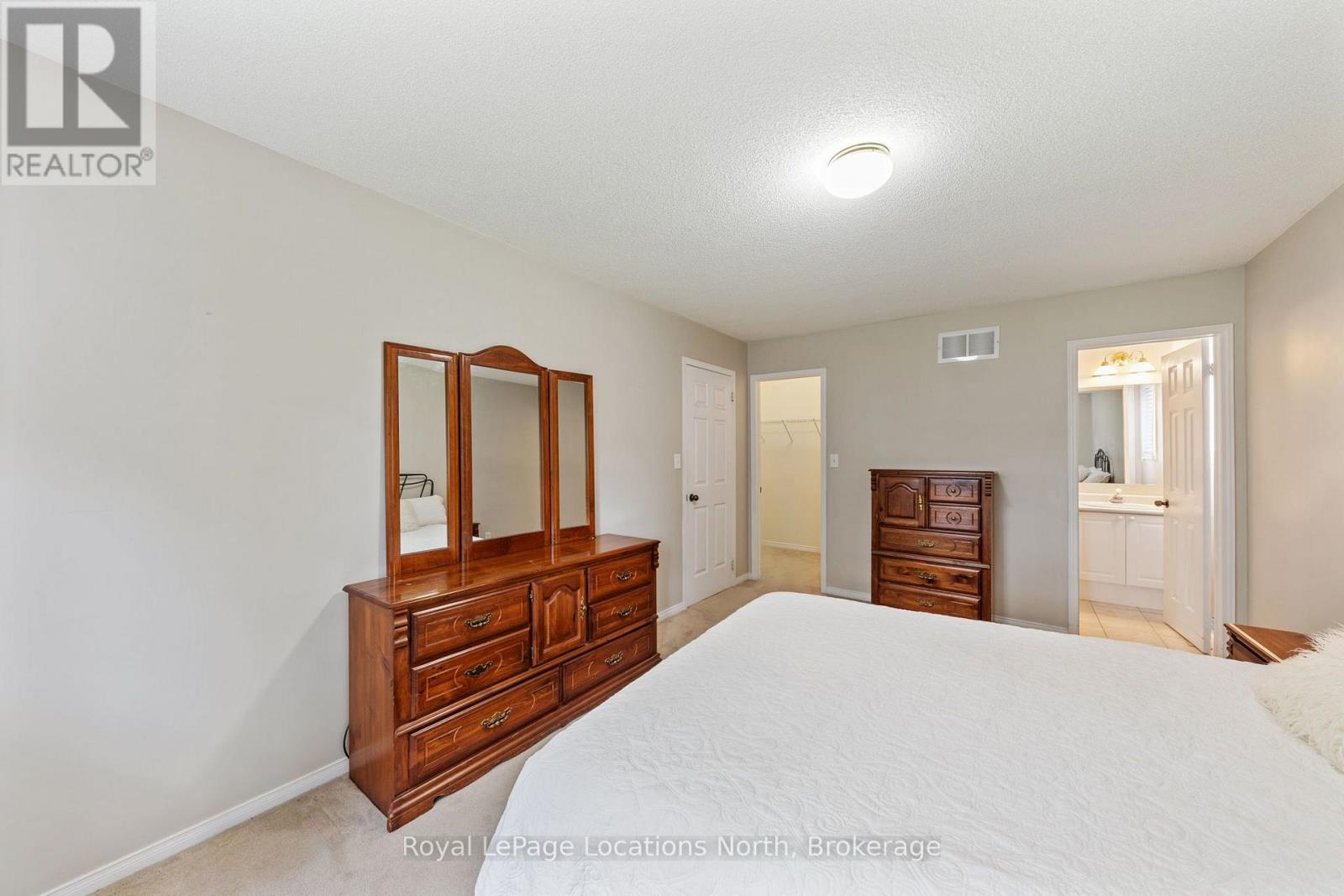 4 Trailwood Place, Wasaga Beach, Ontario  L9Z 1M6 - Photo 20 - S13676682