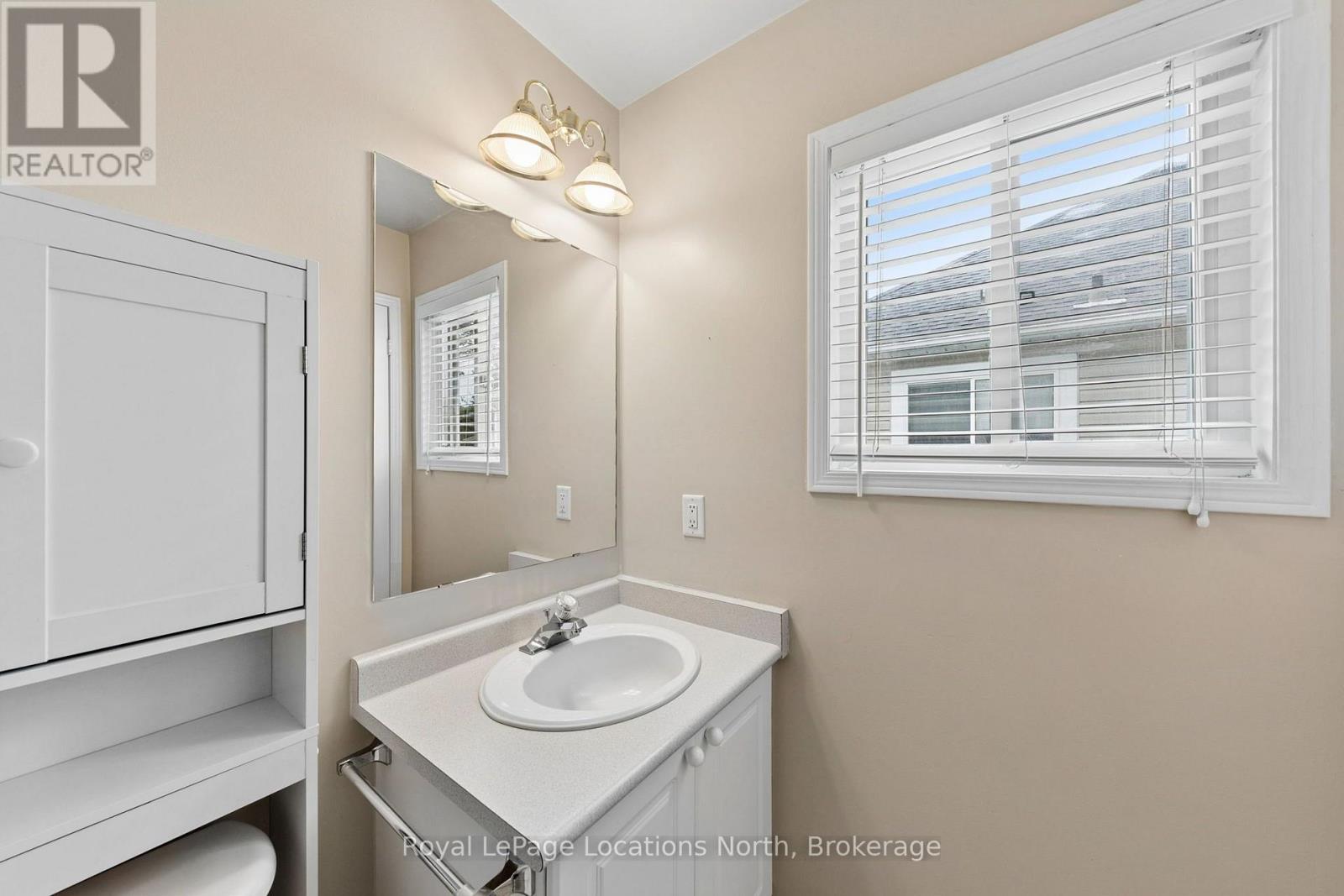 4 Trailwood Place, Wasaga Beach, Ontario  L9Z 1M6 - Photo 23 - S13676682