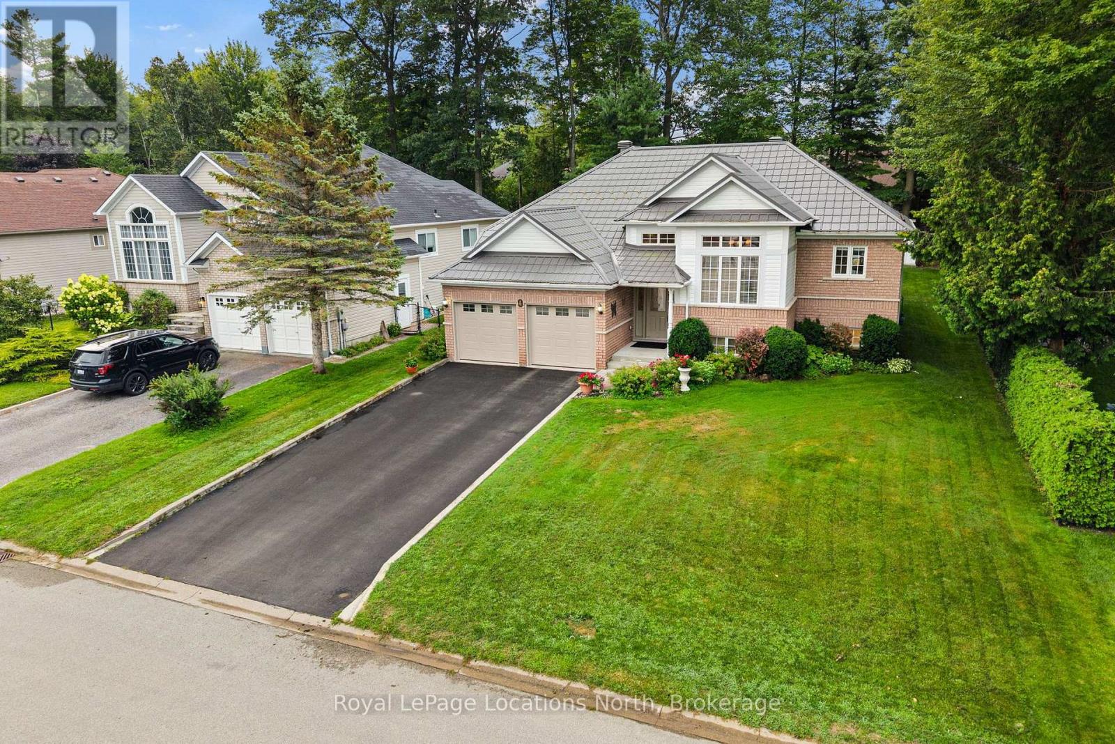 4 Trailwood Place, Wasaga Beach, Ontario  L9Z 1M6 - Photo 3 - S13676682