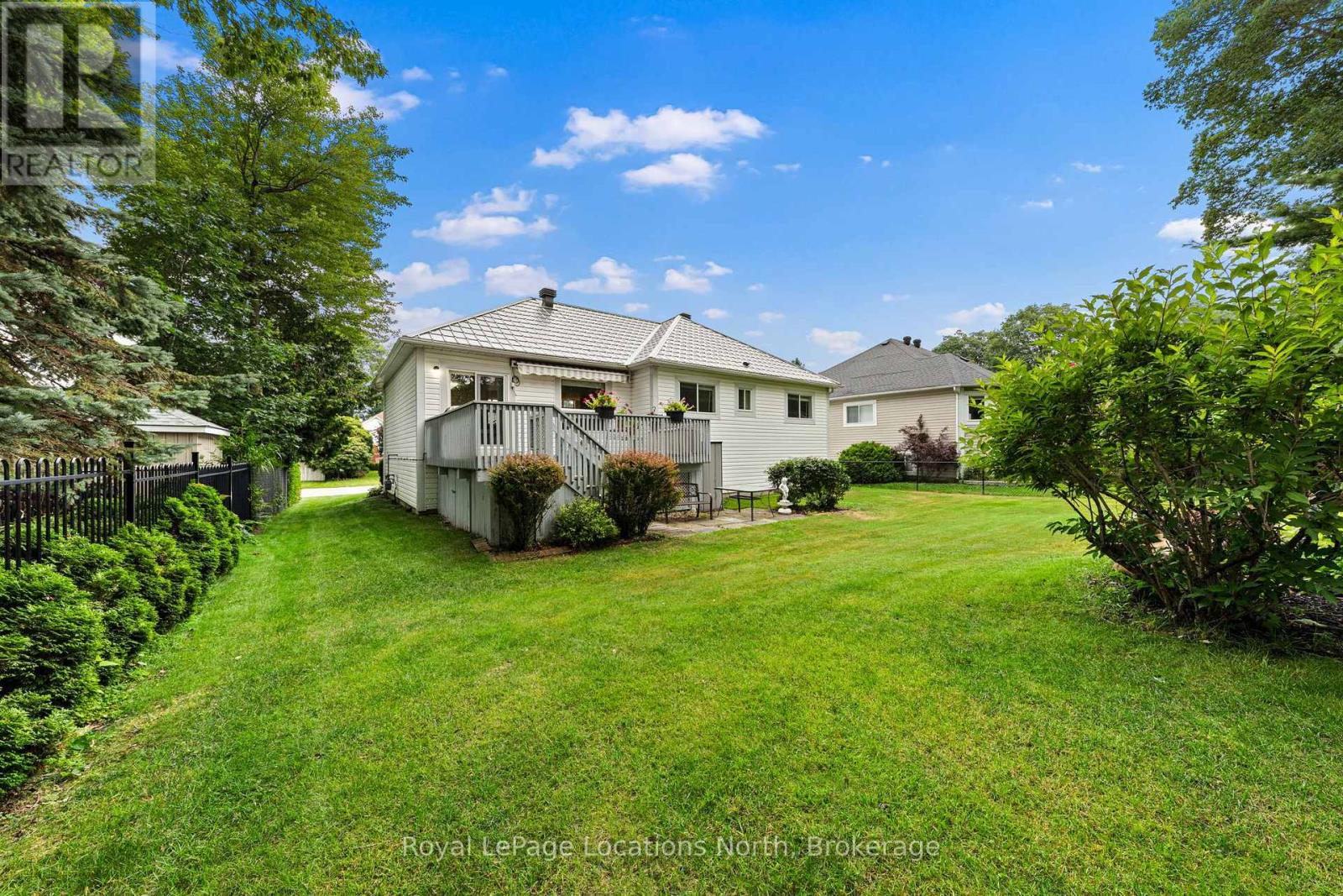 4 Trailwood Place, Wasaga Beach, Ontario  L9Z 1M6 - Photo 44 - S13676682