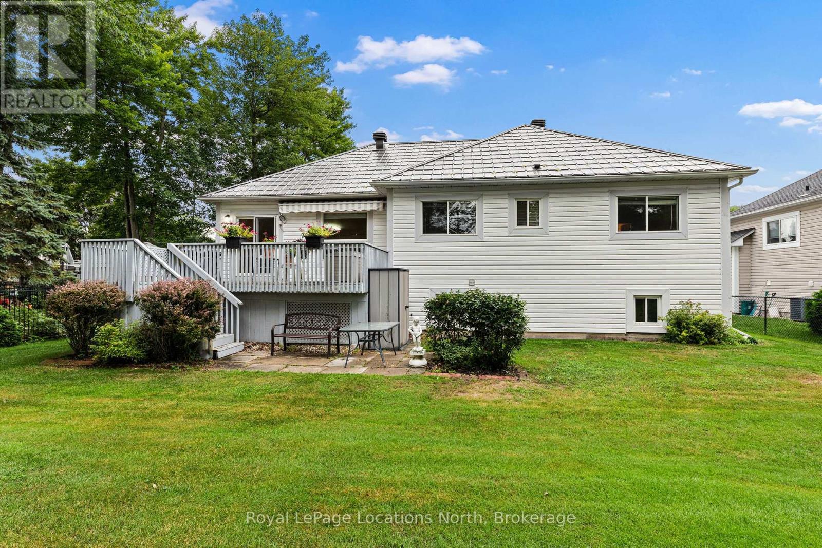 4 Trailwood Place, Wasaga Beach, Ontario  L9Z 1M6 - Photo 48 - S13676682