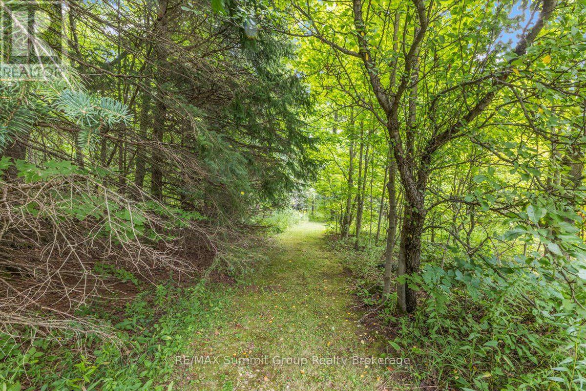 467027 12th Concession B, Grey Highlands, Ontario  N0C 1E0 - Photo 16 - X13676516