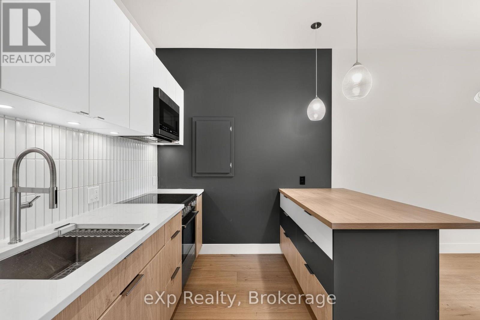 12 - 24 Wellington Street, Stratford, Ontario  N5A 2L2 - Photo 13 - X13676594