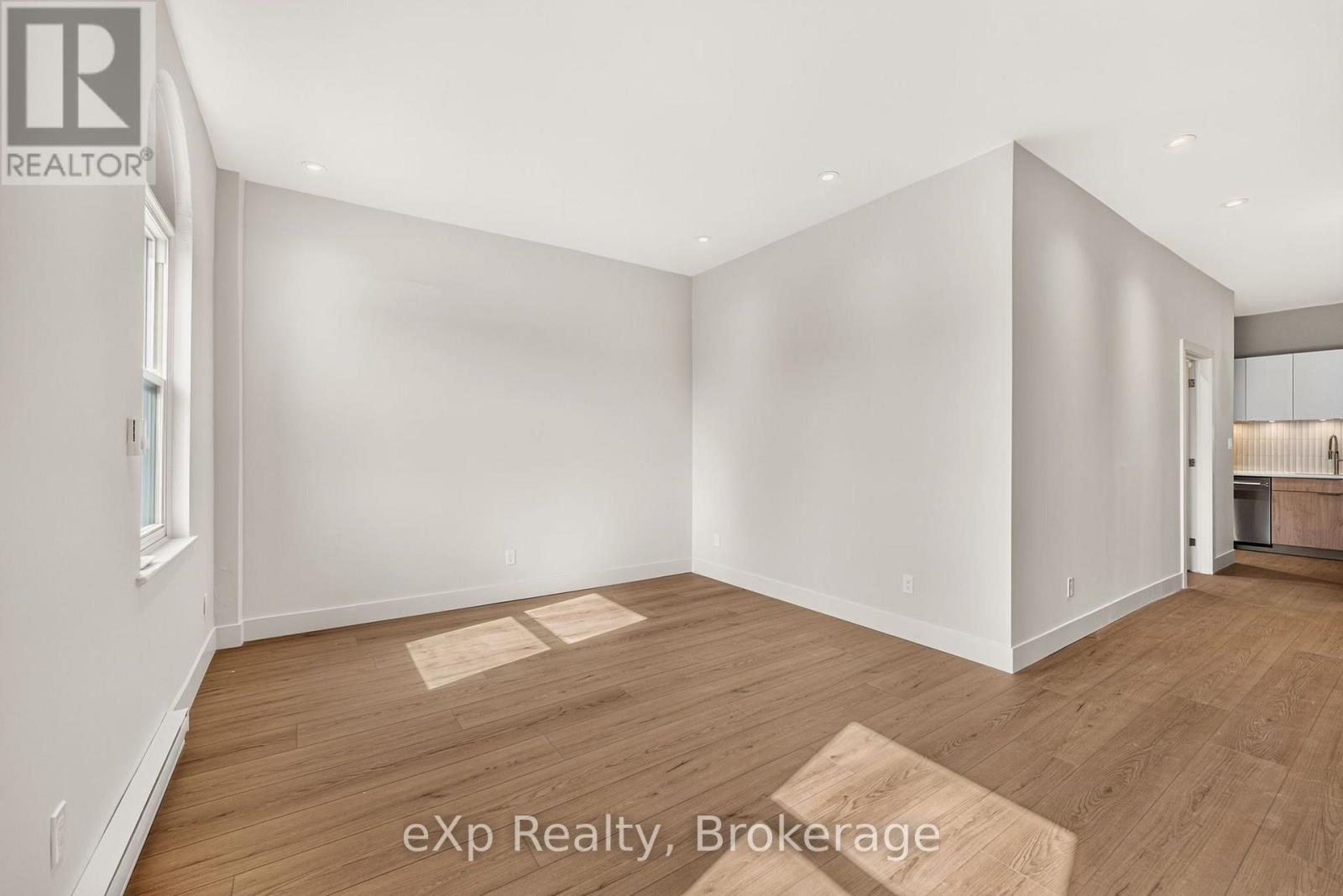 12 - 24 Wellington Street, Stratford, Ontario  N5A 2L2 - Photo 24 - X13676594