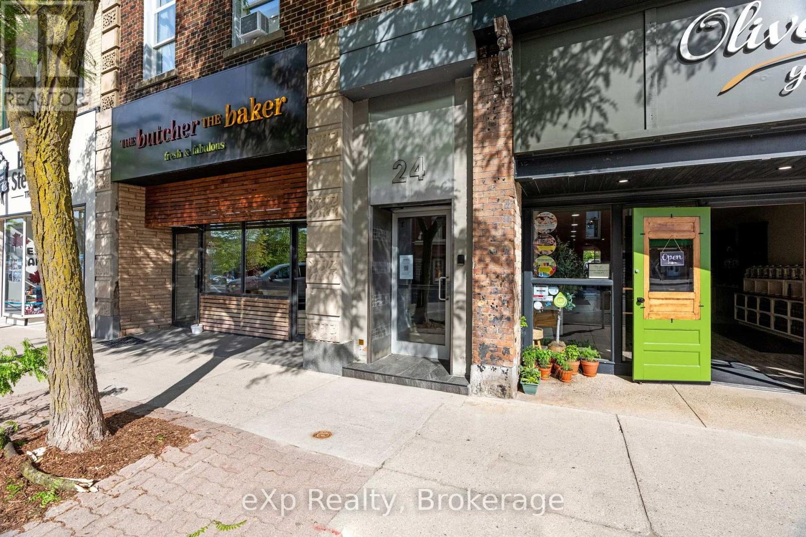 12 - 24 Wellington Street, Stratford, Ontario  N5A 2L2 - Photo 4 - X13676594