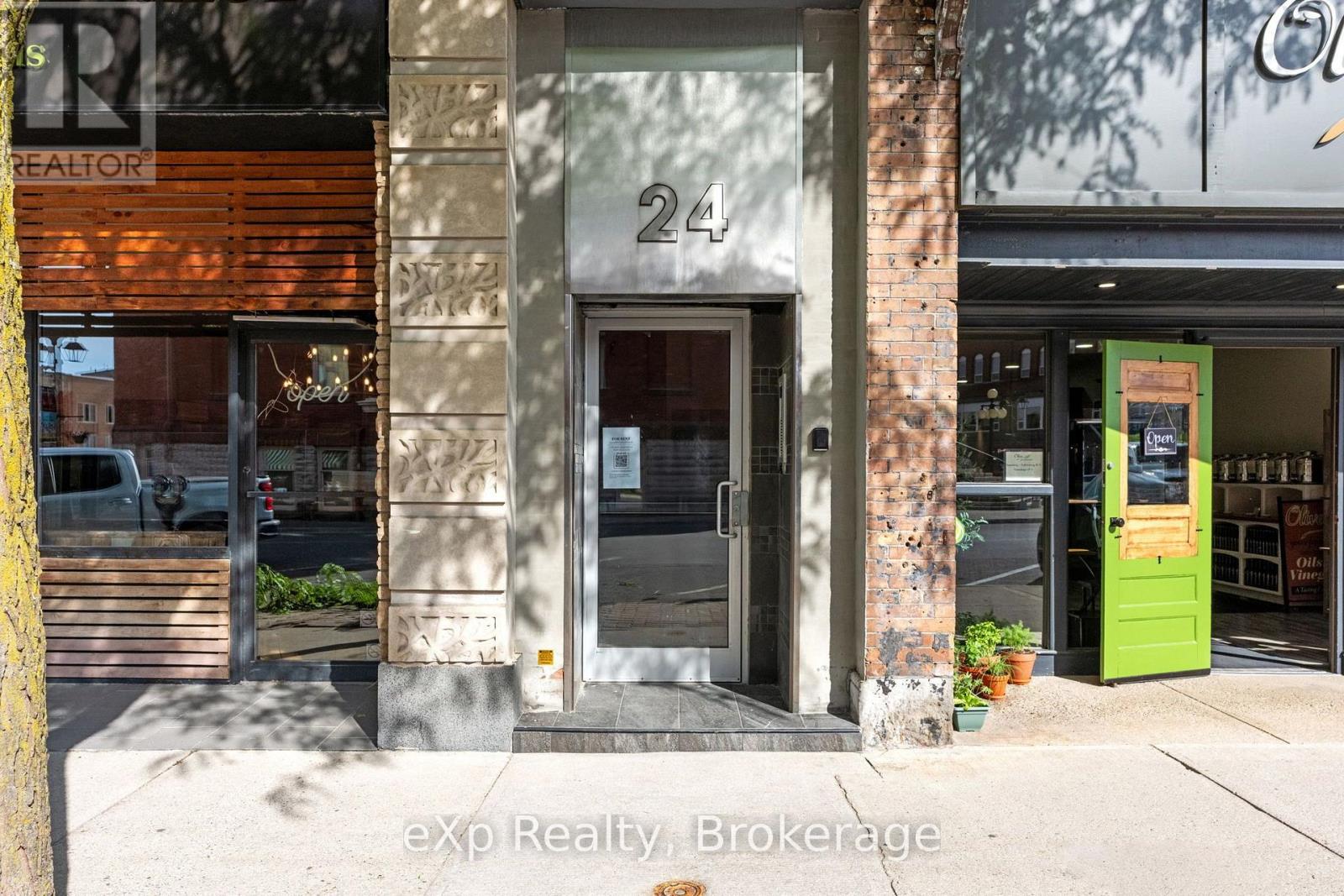 12 - 24 Wellington Street, Stratford, Ontario  N5A 2L2 - Photo 5 - X13676594