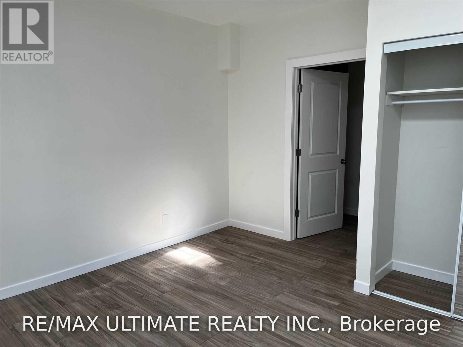 1065b St Clair Avenue W, Toronto, Ontario  M6E 1A6 - Photo 15 - C13676484