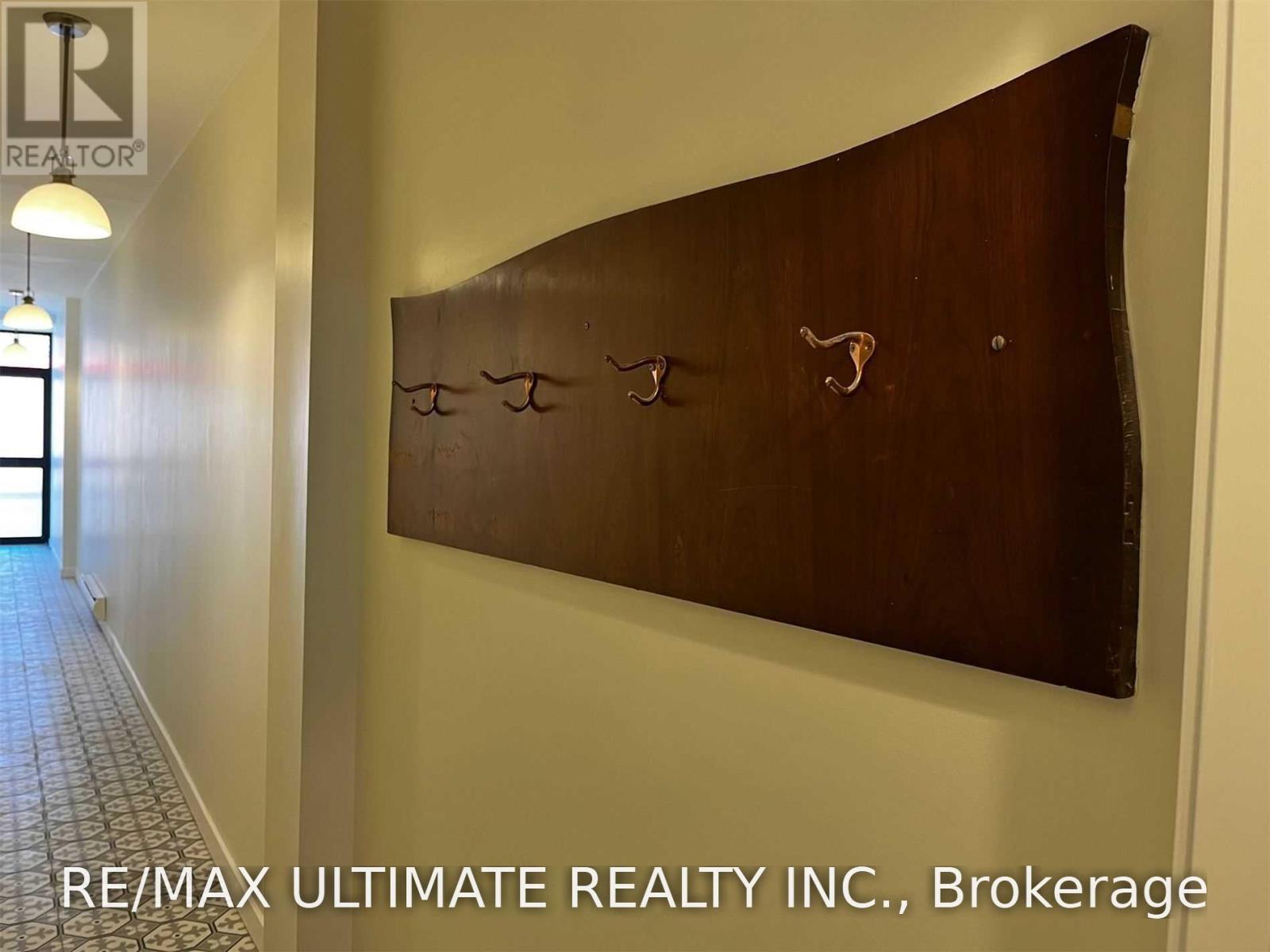 1065b St Clair Avenue W, Toronto, Ontario  M6E 1A6 - Photo 26 - C13676484