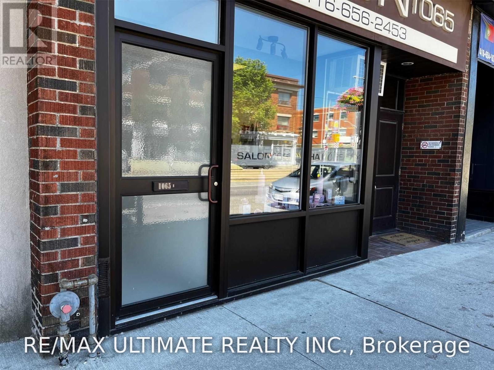 1065b St Clair Avenue W, Toronto, Ontario  M6E 1A6 - Photo 33 - C13676484
