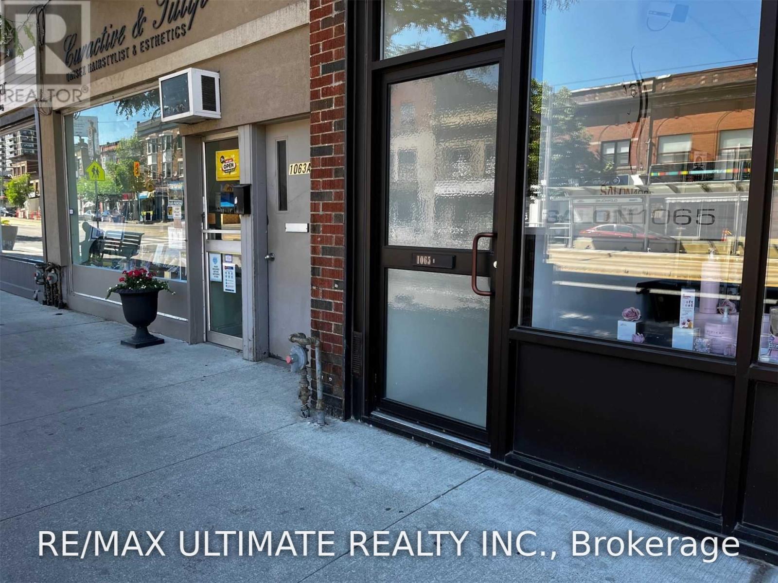 1065b St Clair Avenue W, Toronto, Ontario  M6E 1A6 - Photo 35 - C13676484