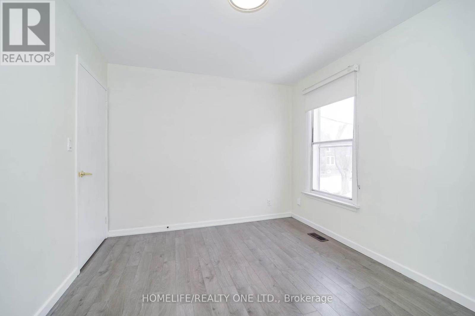104 Benson Avenue, Toronto, Ontario  M6G 2J1 - Photo 13 - C13676500