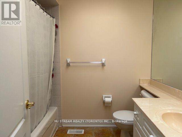 12 Preakness Drive, Toronto, Ontario  M3B 3S1 - Photo 7 - C13676576