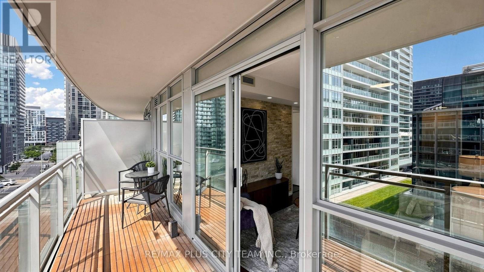 1103 - 38 Dan Leckie Way, Toronto, Ontario  M5V 2V6 - Photo 21 - C13676600