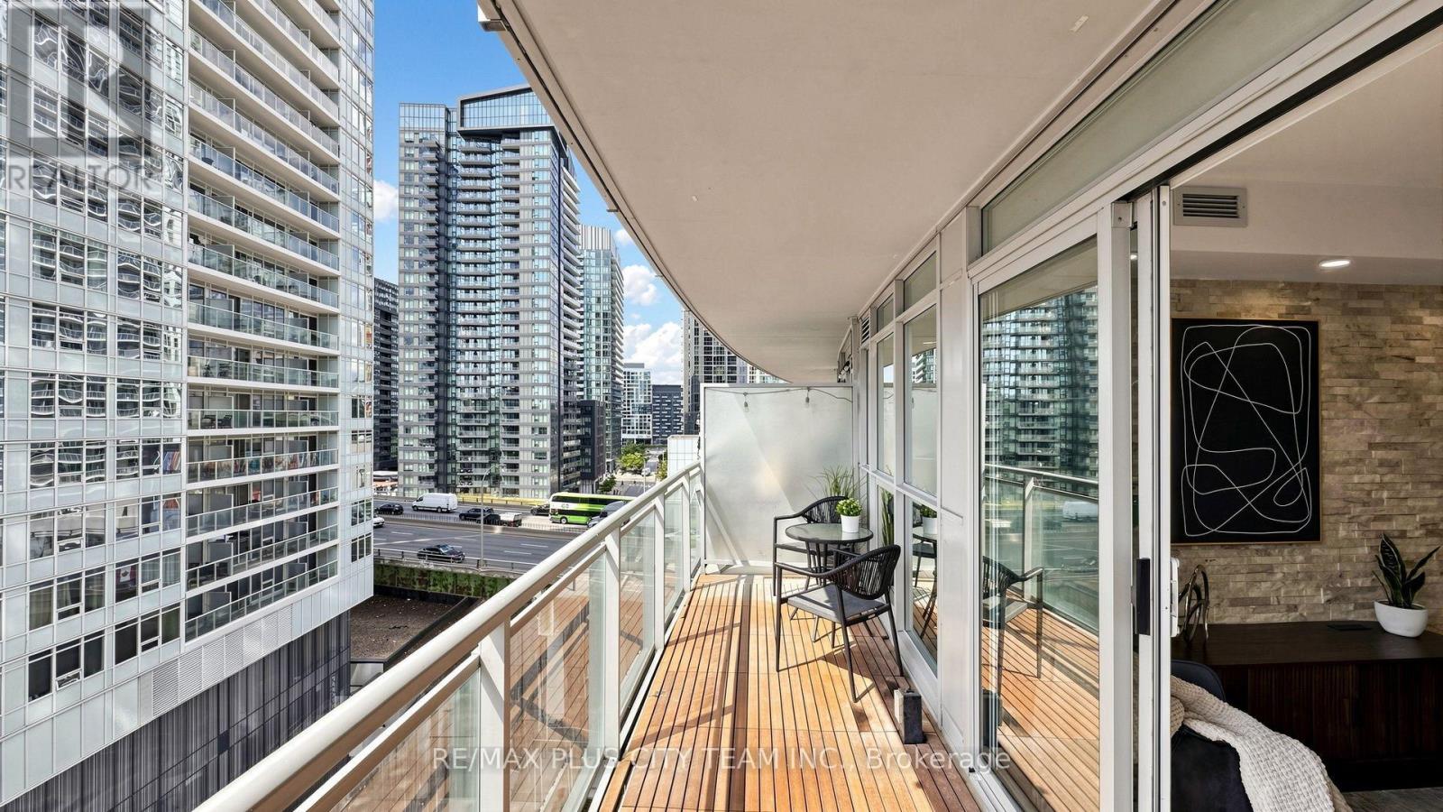 1103 - 38 Dan Leckie Way, Toronto, Ontario  M5V 2V6 - Photo 22 - C13676600