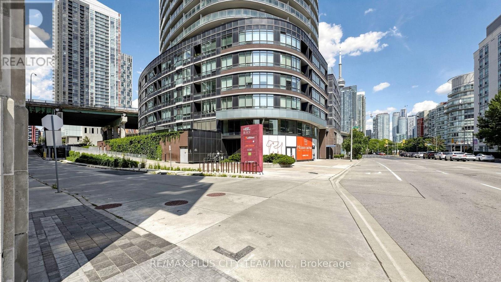 1103 - 38 Dan Leckie Way, Toronto, Ontario  M5V 2V6 - Photo 3 - C13676600