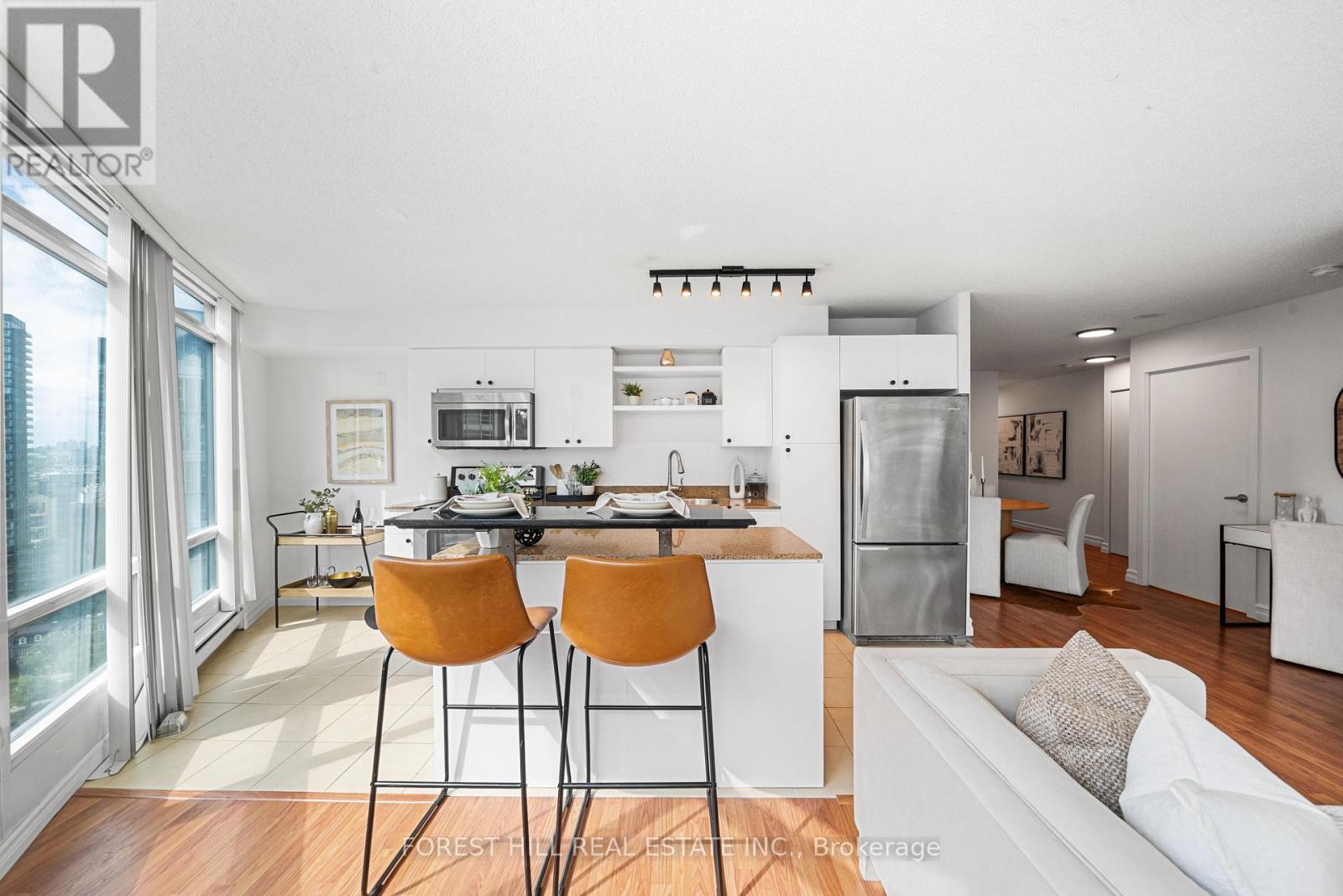 3003 - 373 Front Street W, Toronto, Ontario  M5V 3R7 - Photo 10 - C13676632