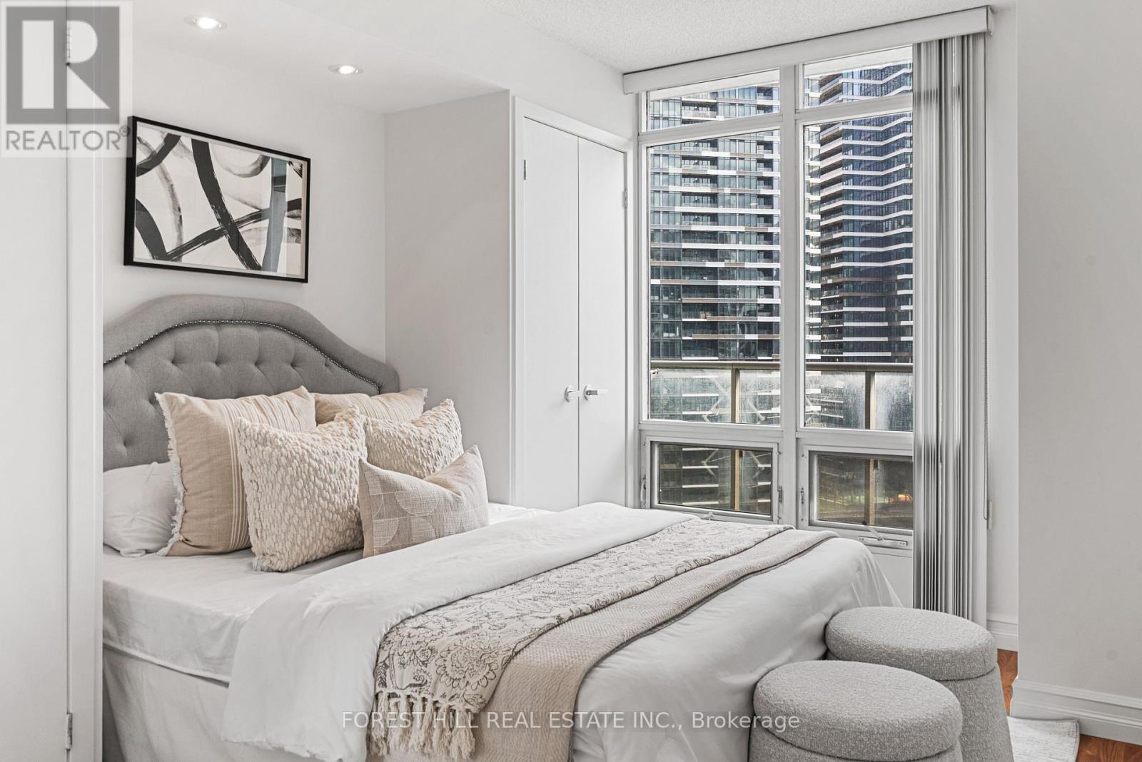 3003 - 373 Front Street W, Toronto, Ontario  M5V 3R7 - Photo 16 - C13676632