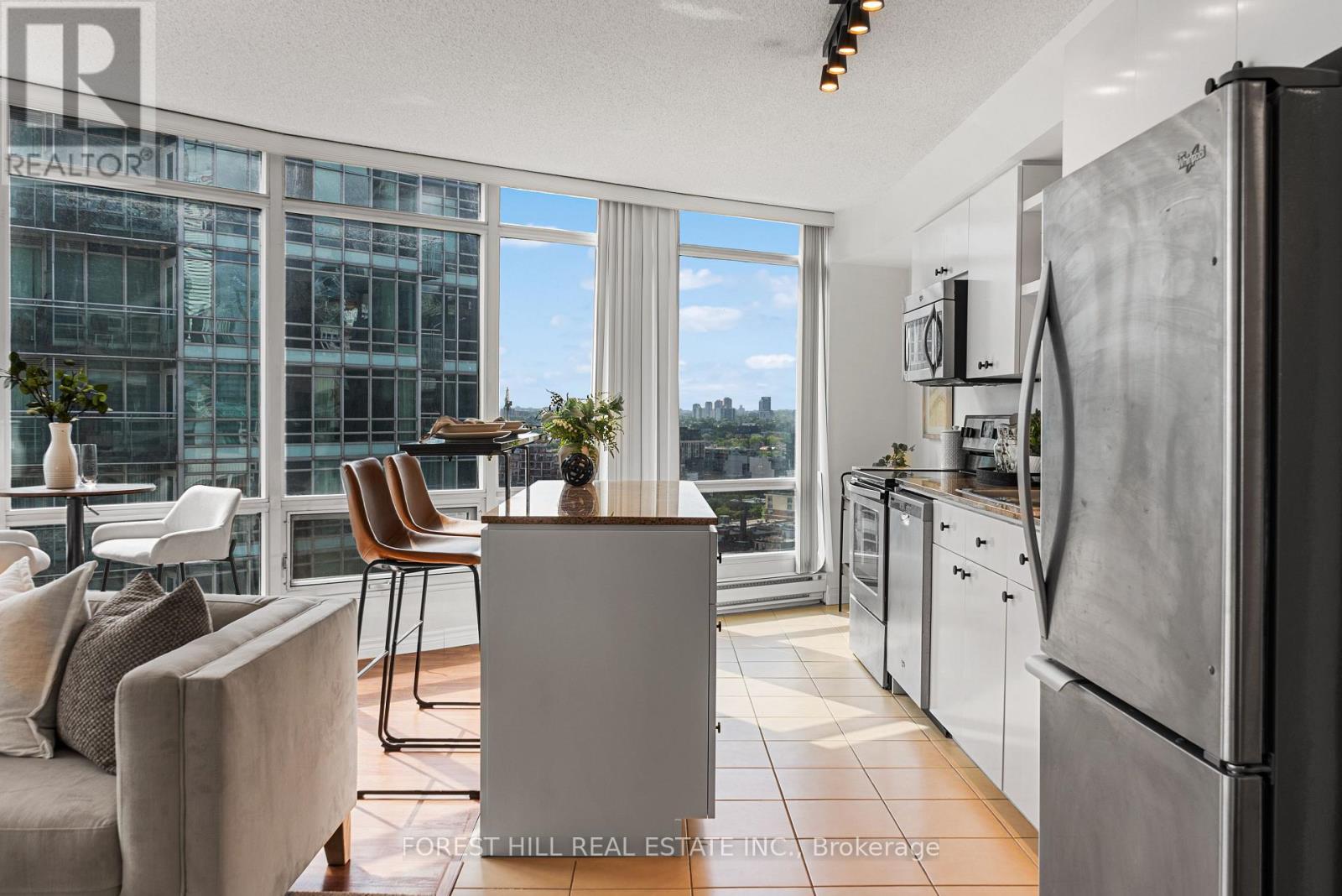 3003 - 373 Front Street W, Toronto, Ontario  M5V 3R7 - Photo 7 - C13676632