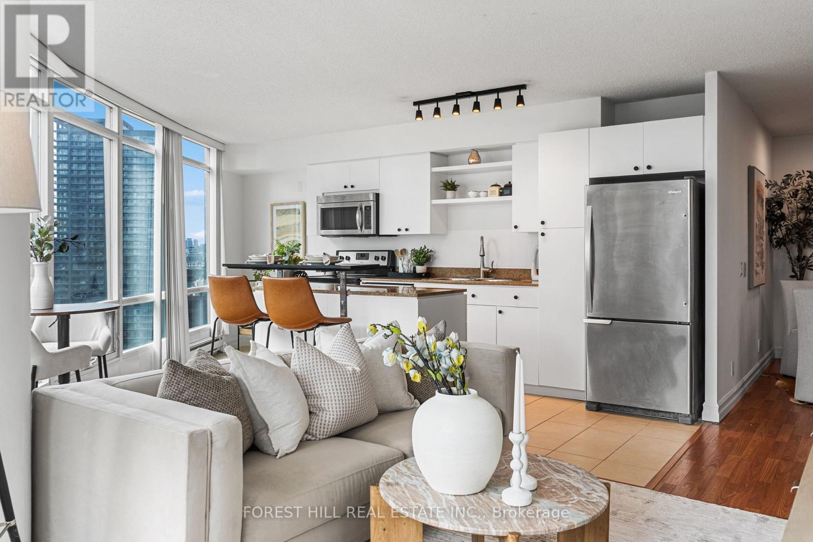 3003 - 373 Front Street W, Toronto, Ontario  M5V 3R7 - Photo 8 - C13676632