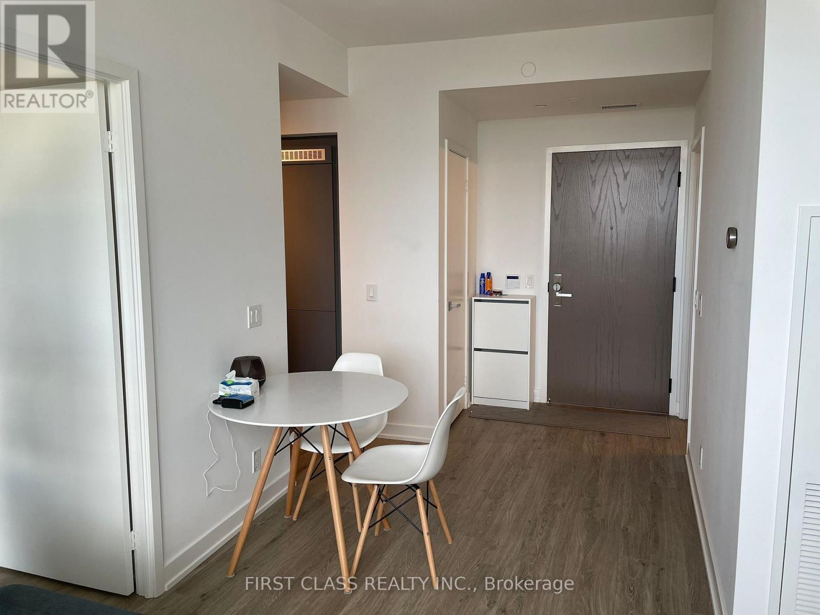 1217 - 30 Tretti Way, Toronto, Ontario  M3H 0E3 - Photo 4 - C13676648
