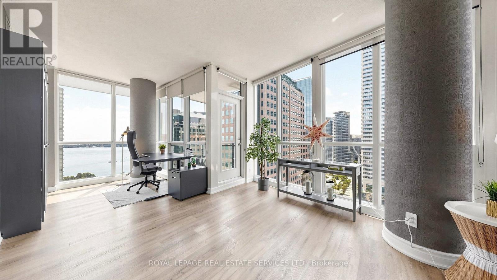 2212 - 33 Bay Street, Toronto, Ontario  M5J 2Z3 - Photo 16 - C13676730