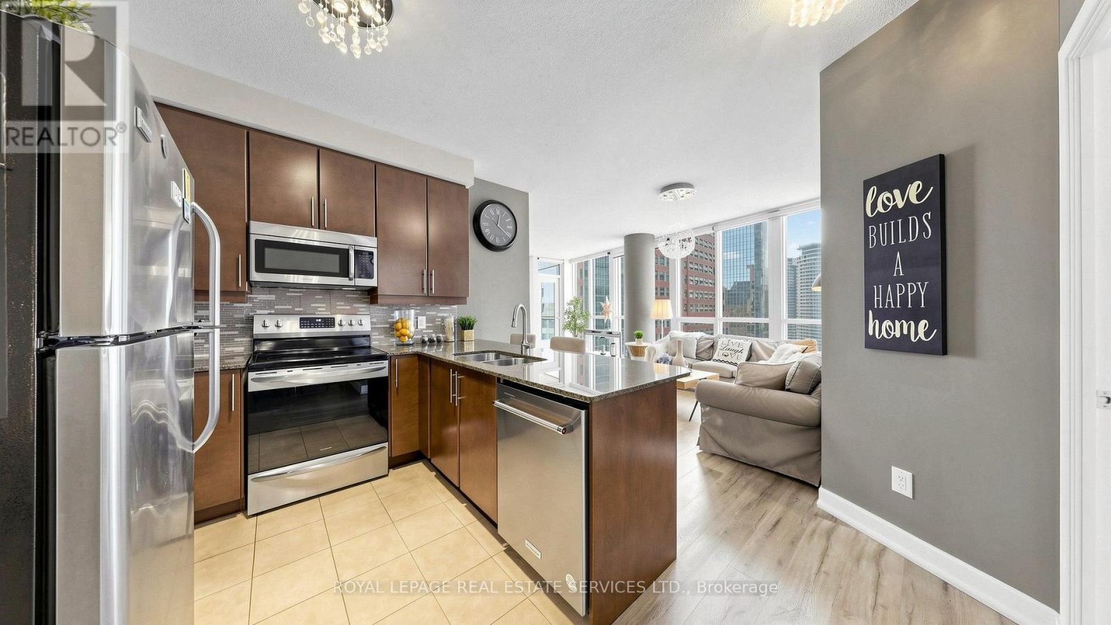2212 - 33 Bay Street, Toronto, Ontario  M5J 2Z3 - Photo 18 - C13676730