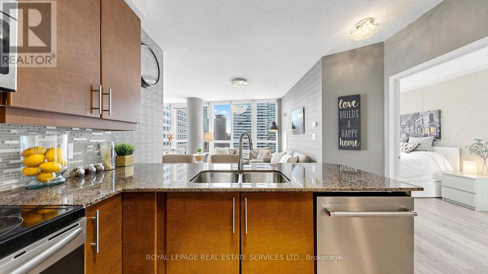 2212 - 33 Bay Street, Toronto, Ontario  M5J 2Z3 - Photo 20 - C13676730