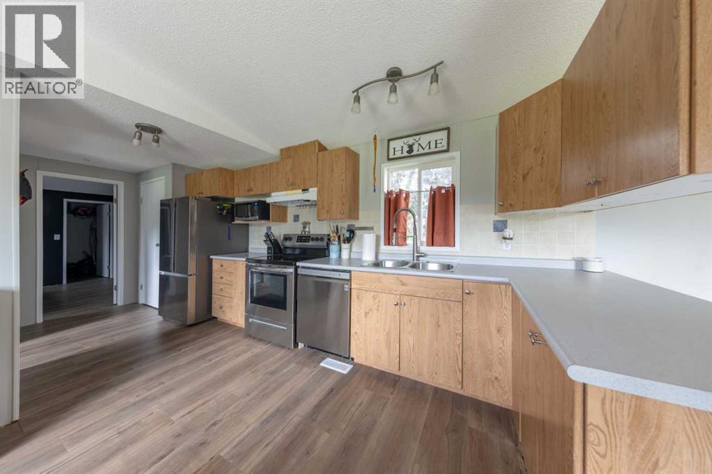 210 1 Street E, Lashburn, Saskatchewan  S0M 1H0 - Photo 18 - A2325806