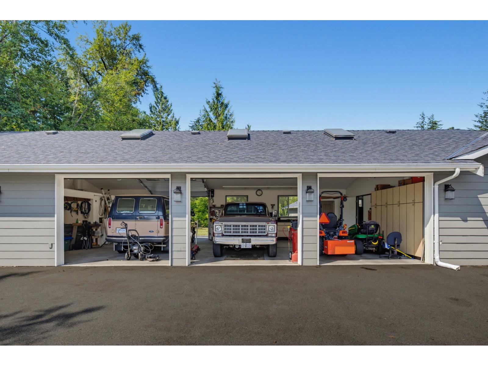 1233 231 Street, Langley, British Columbia  V2Z 2X1 - Photo 32 - R3155656