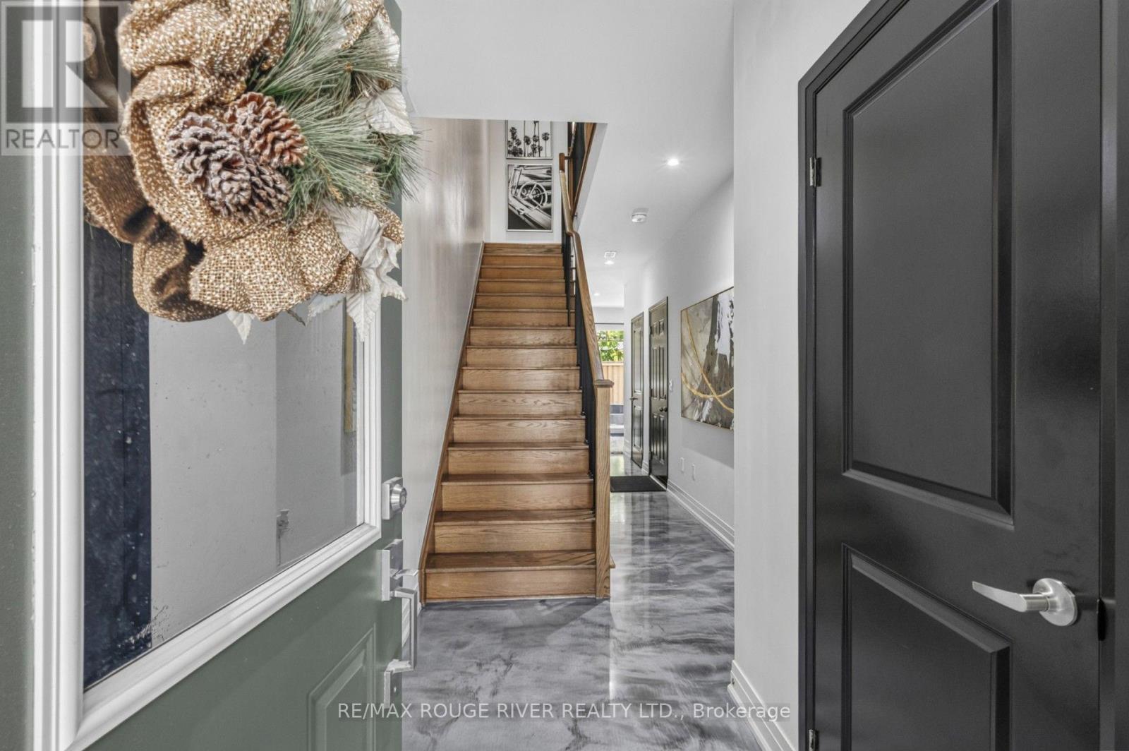 24 Waterside Way, Whitby, Ontario  L1N 0N1 - Photo 3 - E13676524