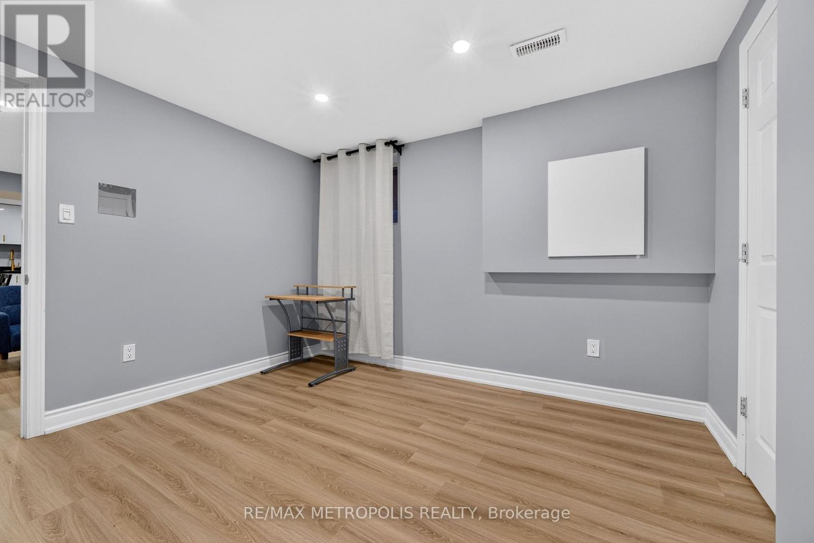 Bsmt - 337 Old Harwood Avenue, Ajax, Ontario L1Z 1H9 - Photo 10 - E13676574