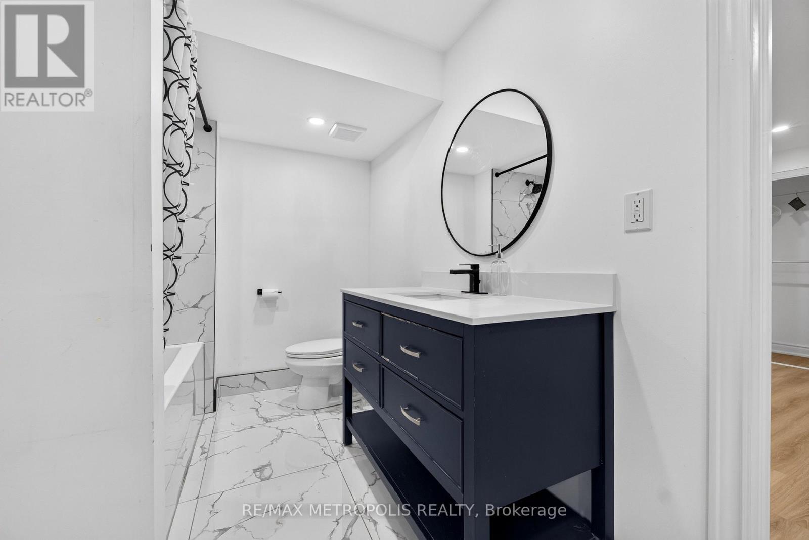 Bsmt - 337 Old Harwood Avenue, Ajax, Ontario L1Z 1H9 - Photo 11 - E13676574