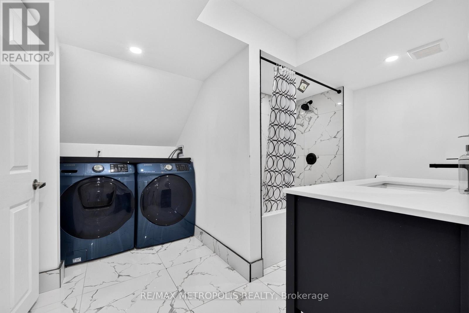 Bsmt - 337 Old Harwood Avenue, Ajax, Ontario L1Z 1H9 - Photo 12 - E13676574