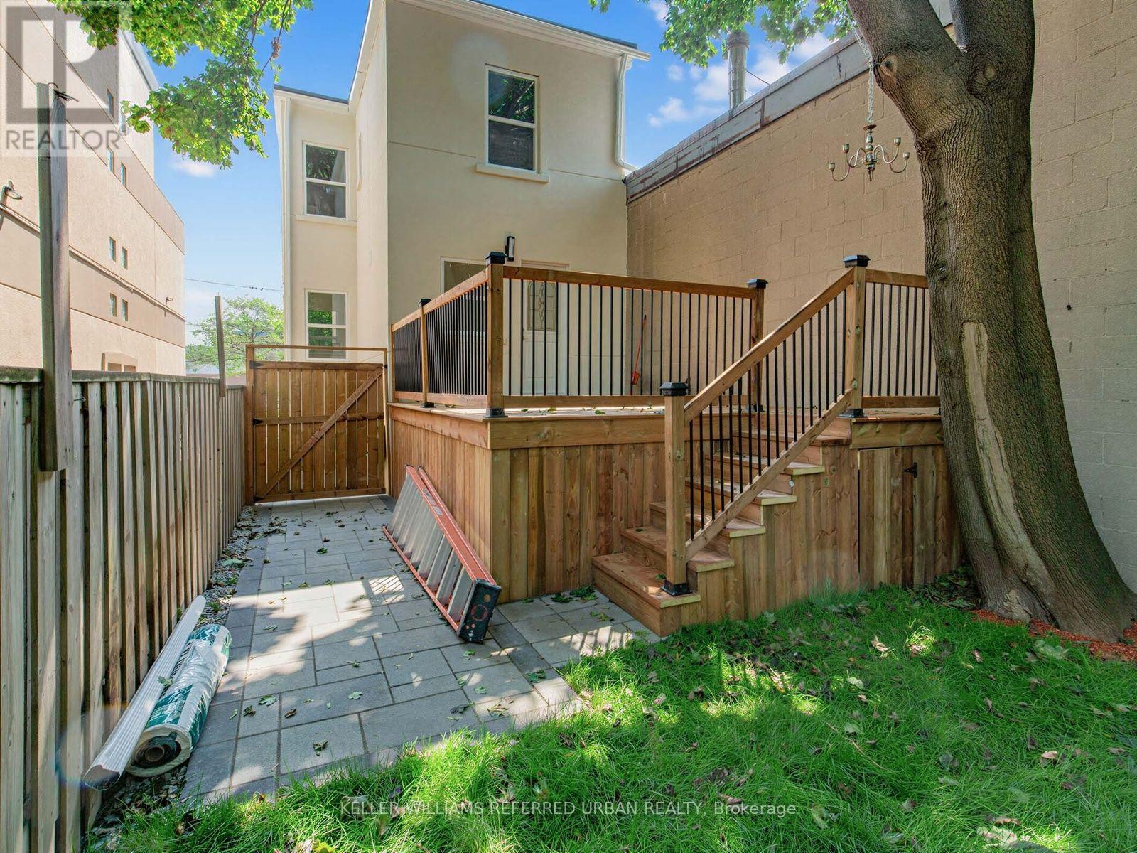 968 Eastern Avenue, Toronto, Ontario  M4L 1A6 - Photo 22 - E13676686