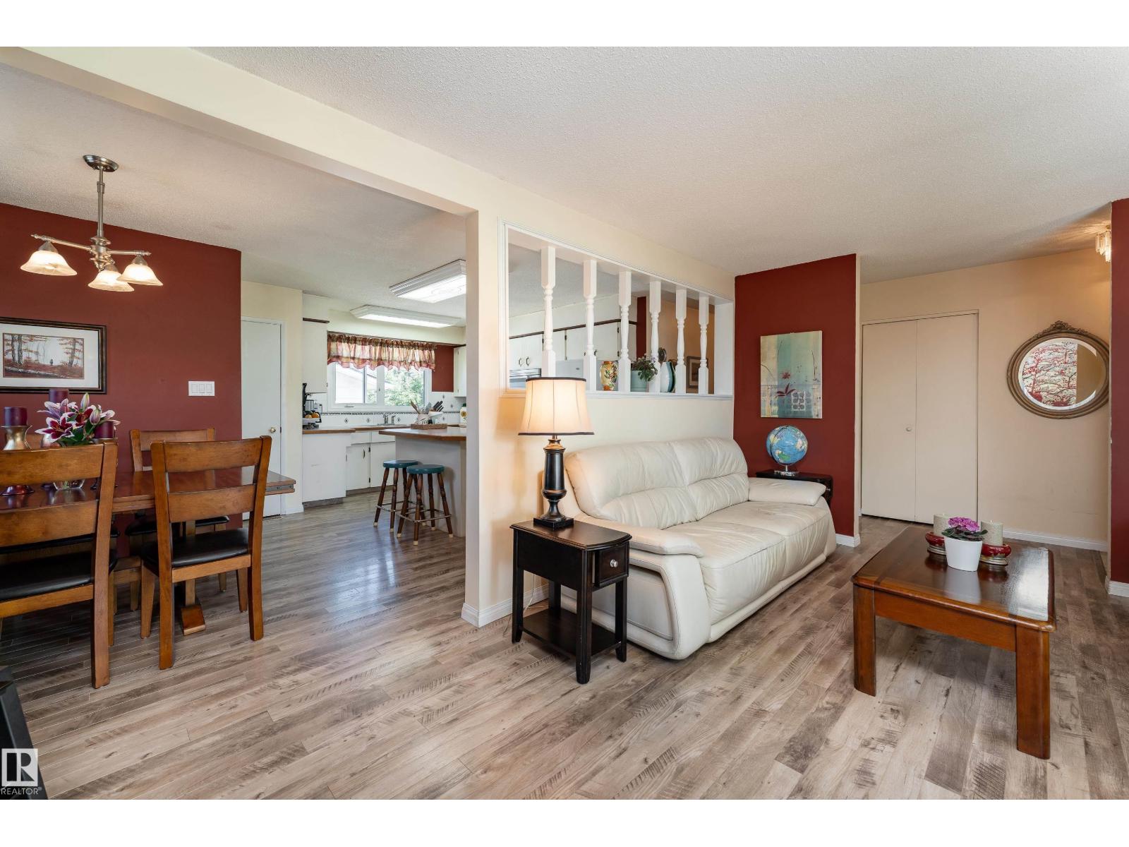 7 Camelot Cr, Leduc, Alberta  T9E 4L4 - Photo 7 - E4503861