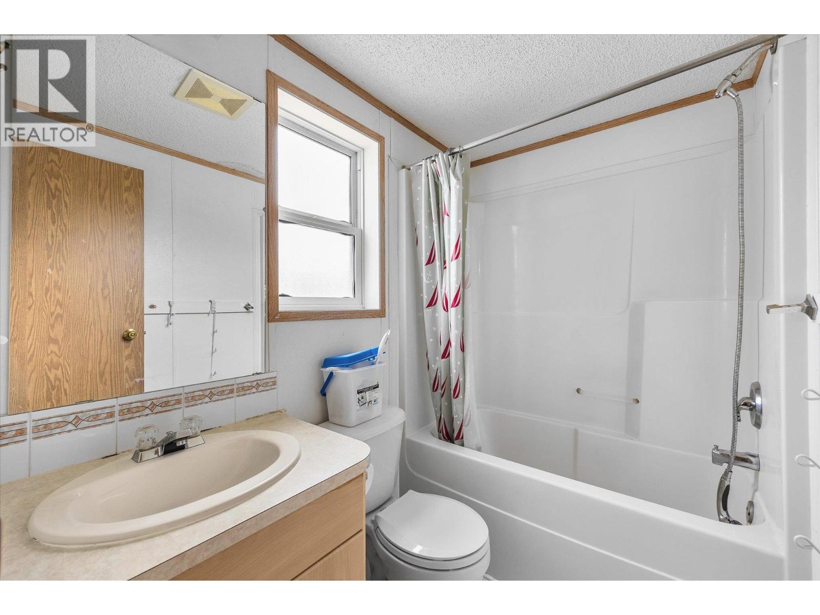 848 Webster Road, Kelowna, British Columbia  V1P 1C2 - Photo 36 - 10348388