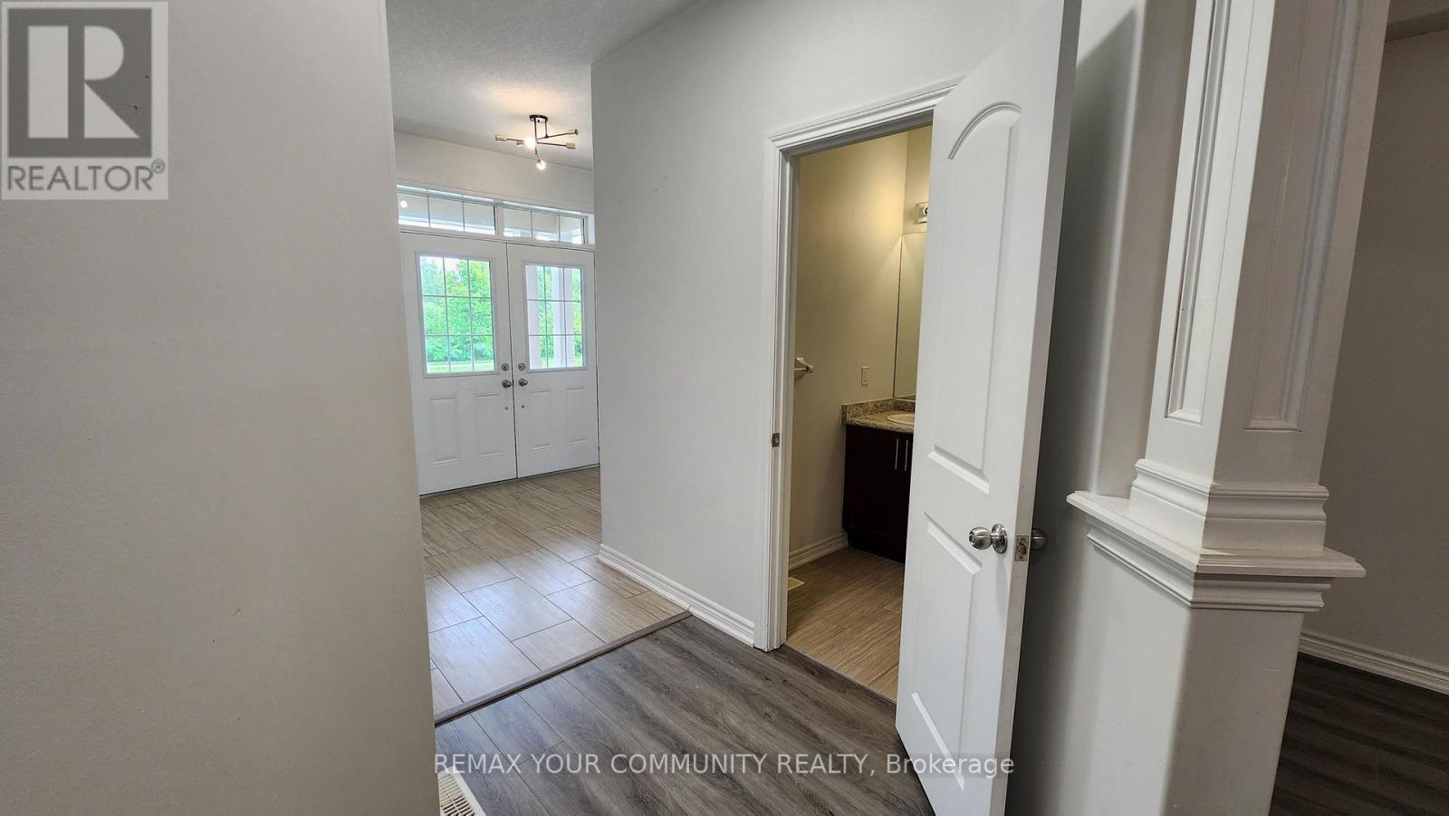 90 Bramsey Street, Georgina, Ontario  L0E 1R0 - Photo 3 - N13676562