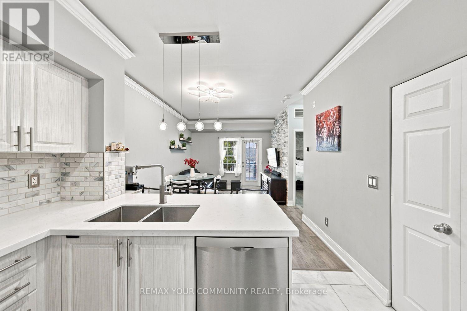 210 - 9973 Keele Street, Vaughan (Maple), Ontario  L6A 3Y5 - Photo 10 - N13676580