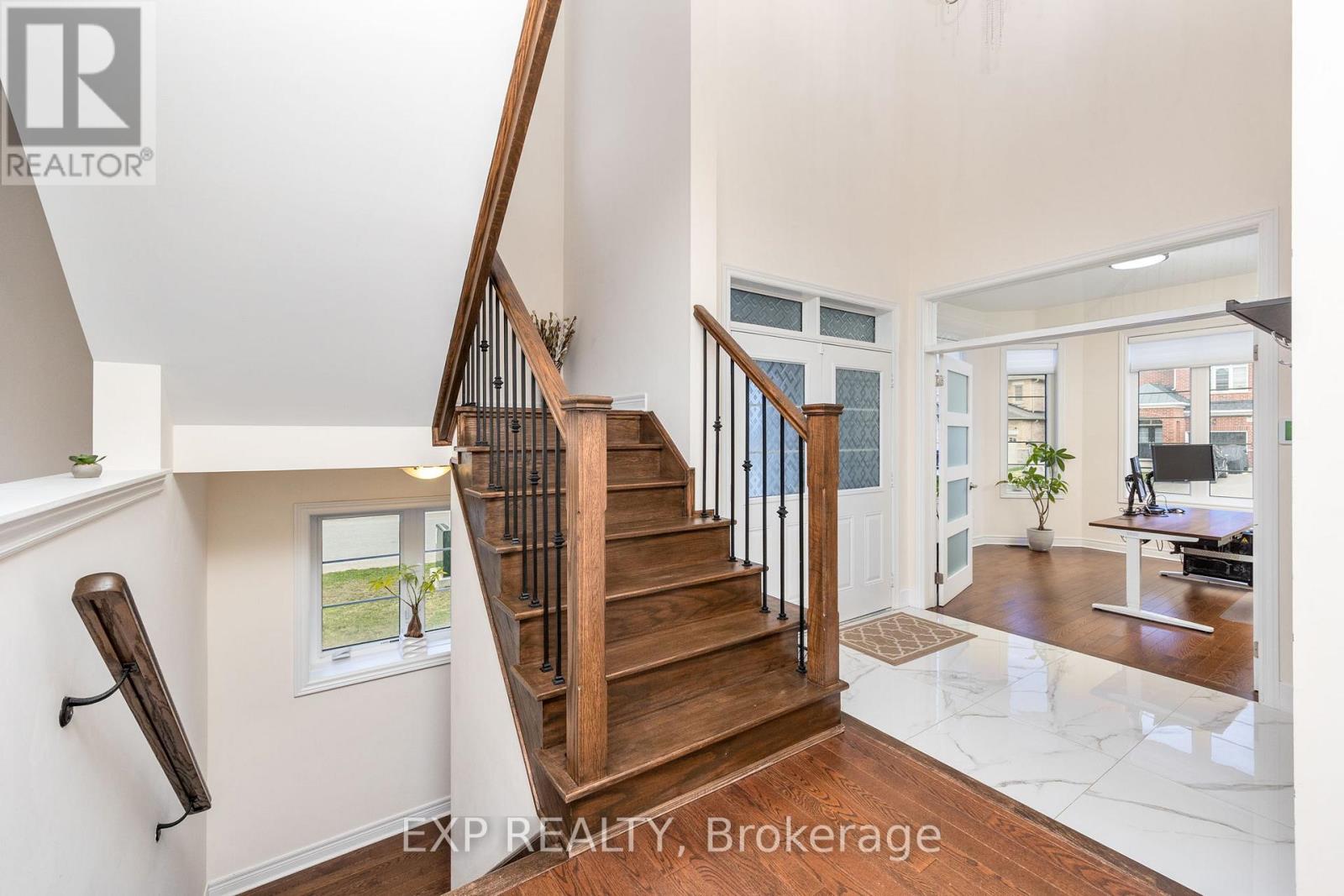 2300 Lozenby Street, Innisfil, Ontario  L9S 0M8 - Photo 8 - N13676642