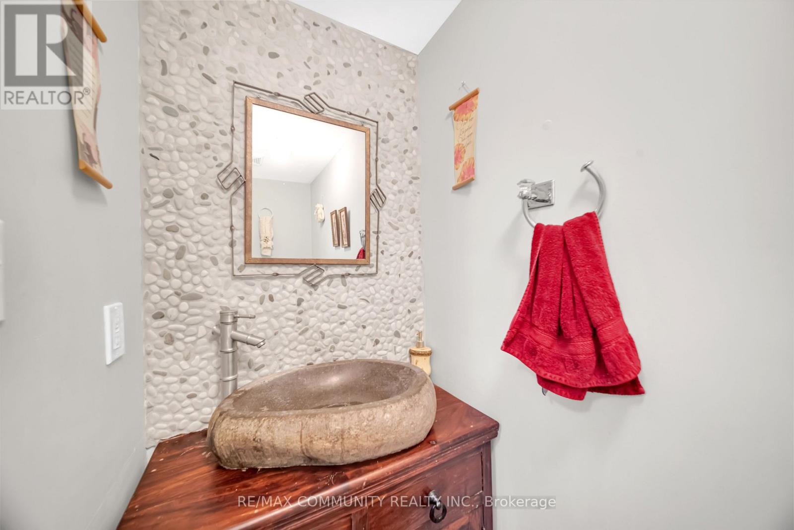 220 Lageer Drive, Whitchurch-Stouffville, Ontario  L4A 0X1 - Photo 17 - N13676656