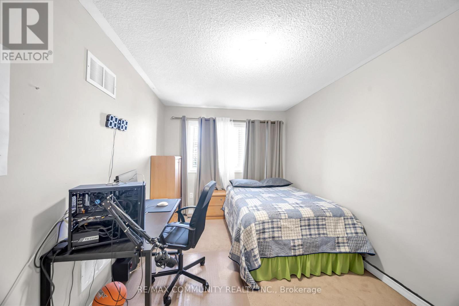 220 Lageer Drive, Whitchurch-Stouffville, Ontario  L4A 0X1 - Photo 23 - N13676656
