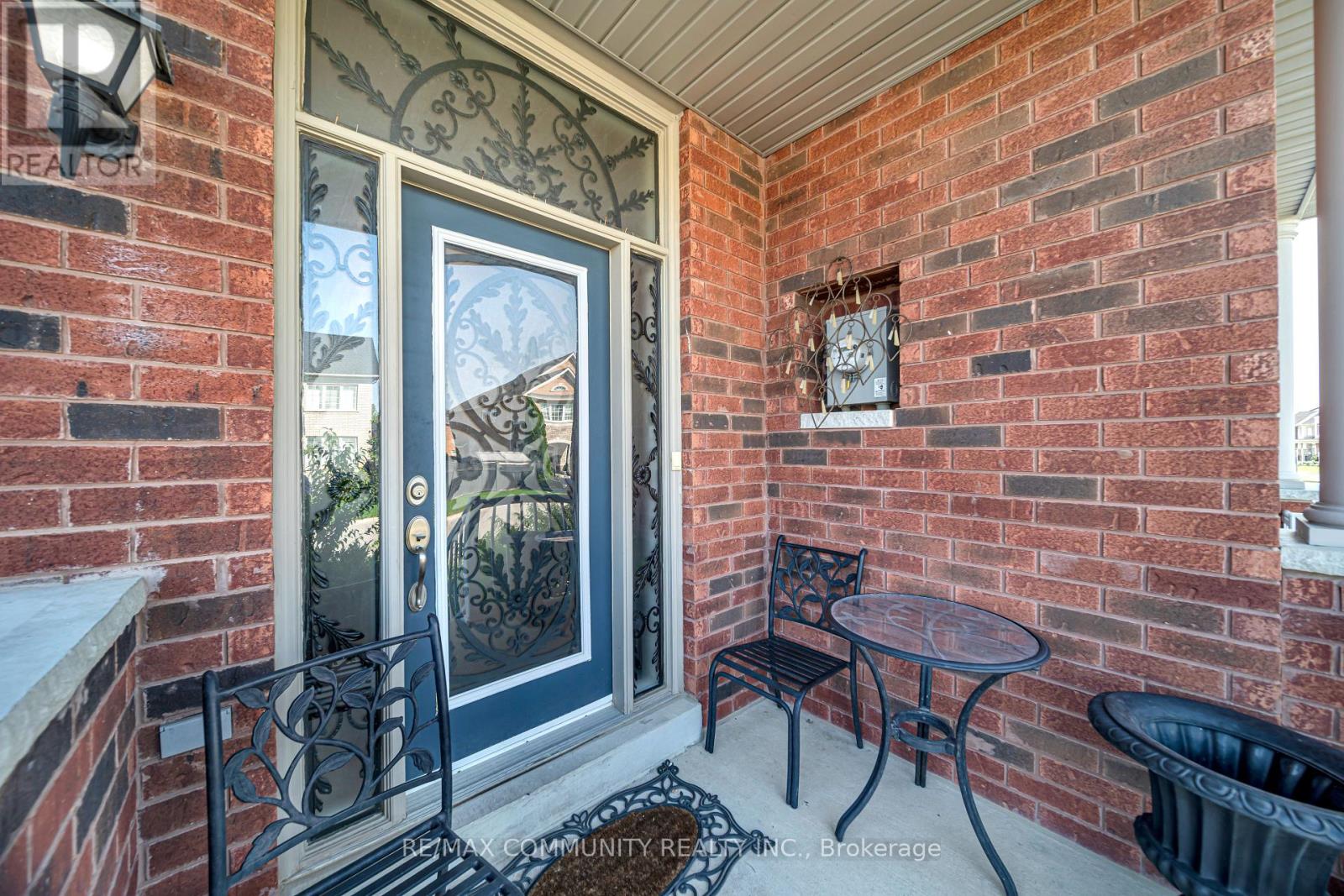 220 Lageer Drive, Whitchurch-Stouffville, Ontario  L4A 0X1 - Photo 5 - N13676656